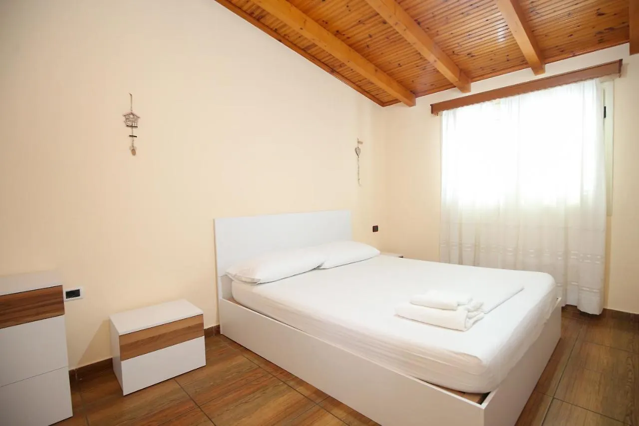Appartamento Laerti'S Attic Vlorë